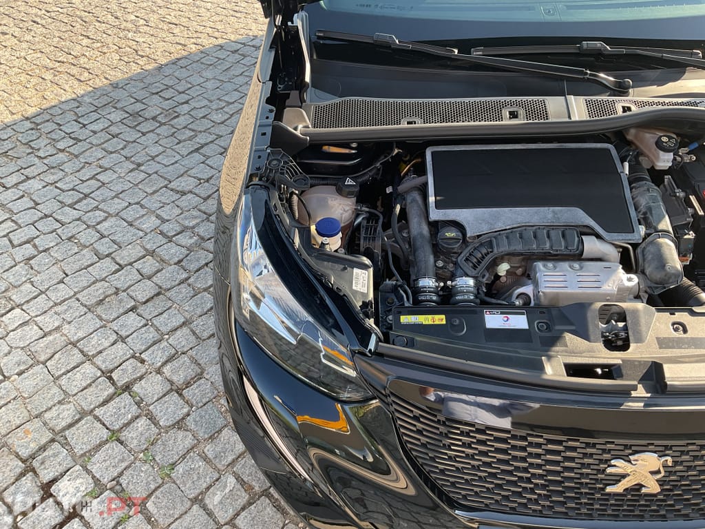 Peugeot 2008 1.2 PureTech Active Pack