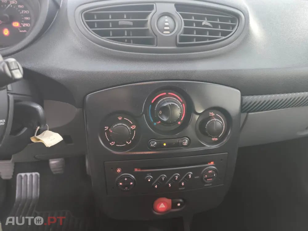 Renault Clio 1.2 16V Dynamique