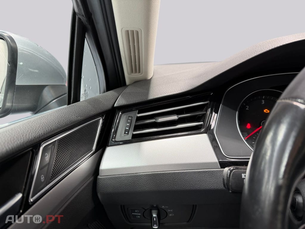 Volkswagen Passat Variant 1.6 TDI Advance BlueMotion Tech DSG