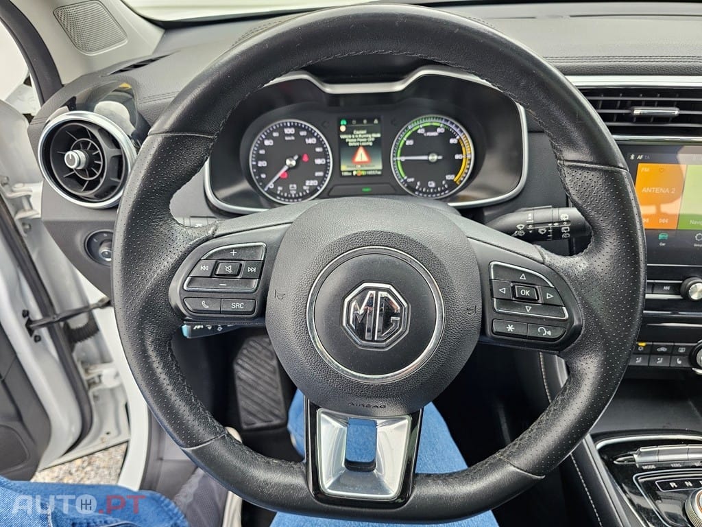 MG ZS EV 44.5 kWh Luxury