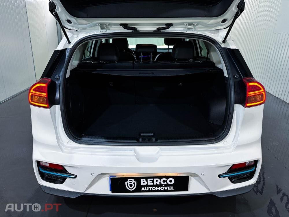 Kia Niro Premium Edition