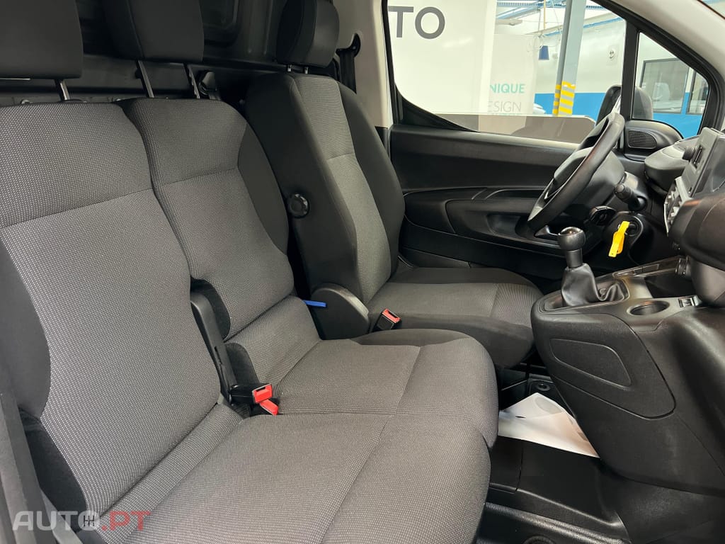 Peugeot Partner 1.5 BlueHDi Premium Standard