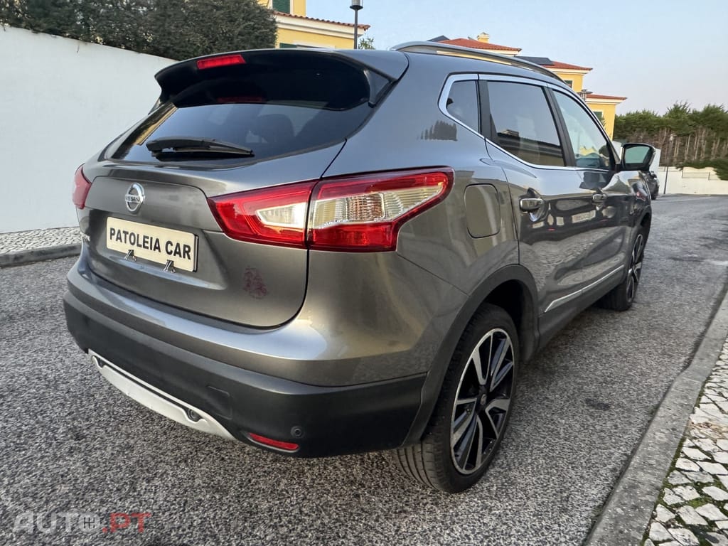Nissan Qashqai 1.2 DIG-T Tekna Pele