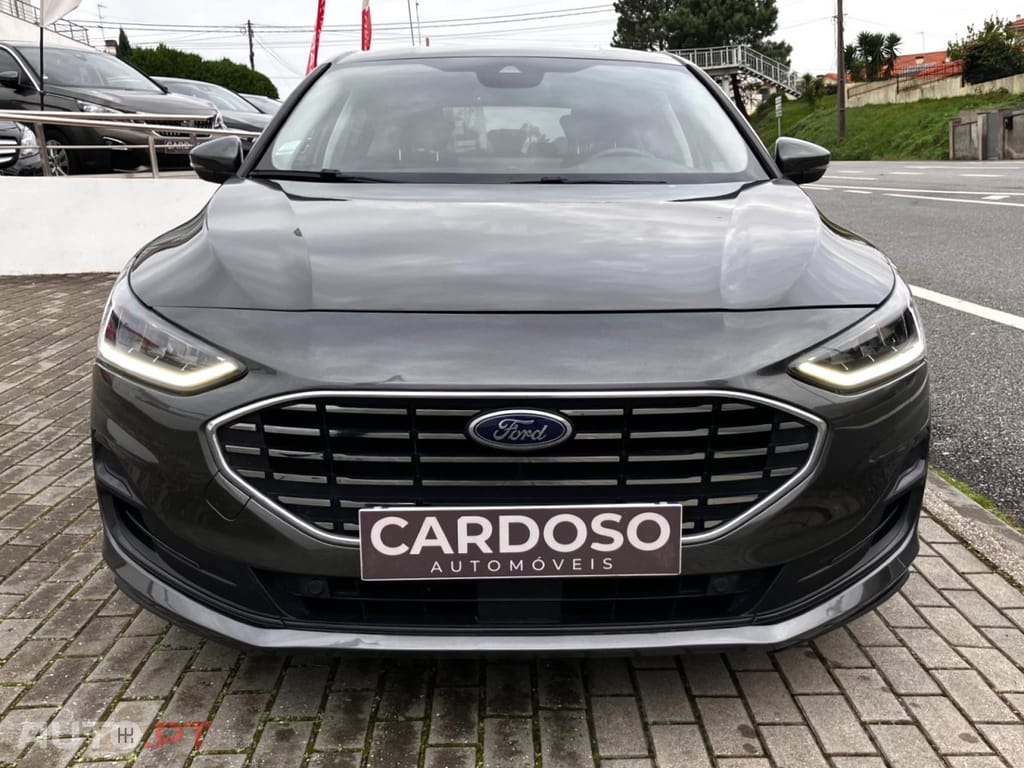 Ford Focus 1.0 EcoBoost Hybrid TITANIUM X