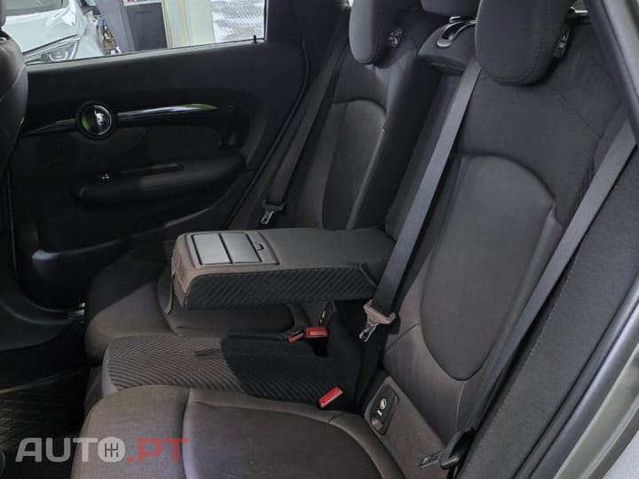 MINI Clubman One D