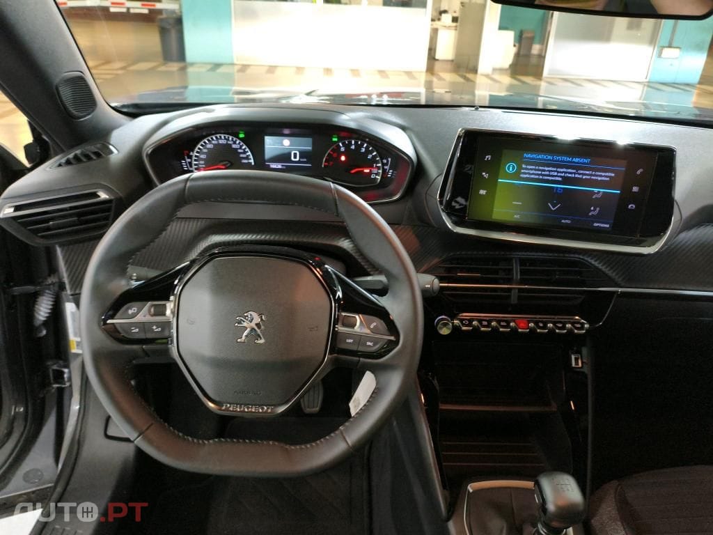 Peugeot 2008 1.2 PureTech Active Pack