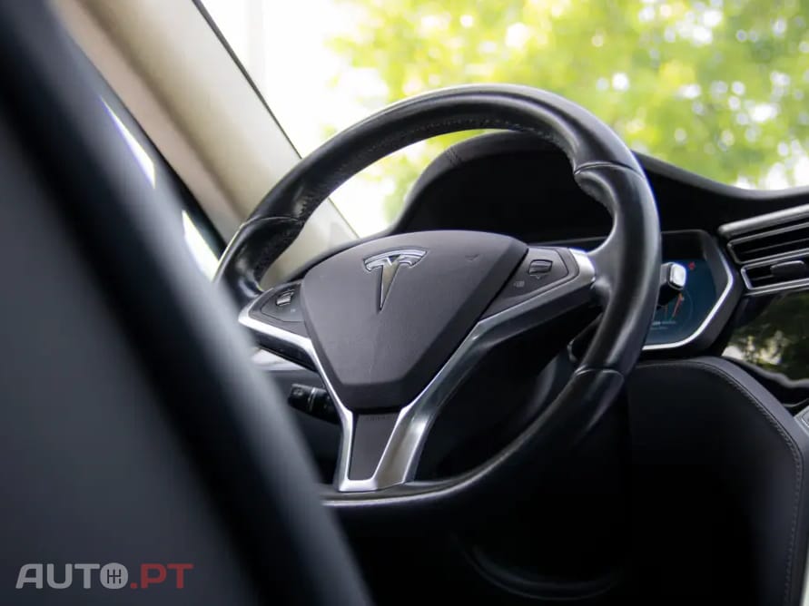 Tesla Model S 70D AWD