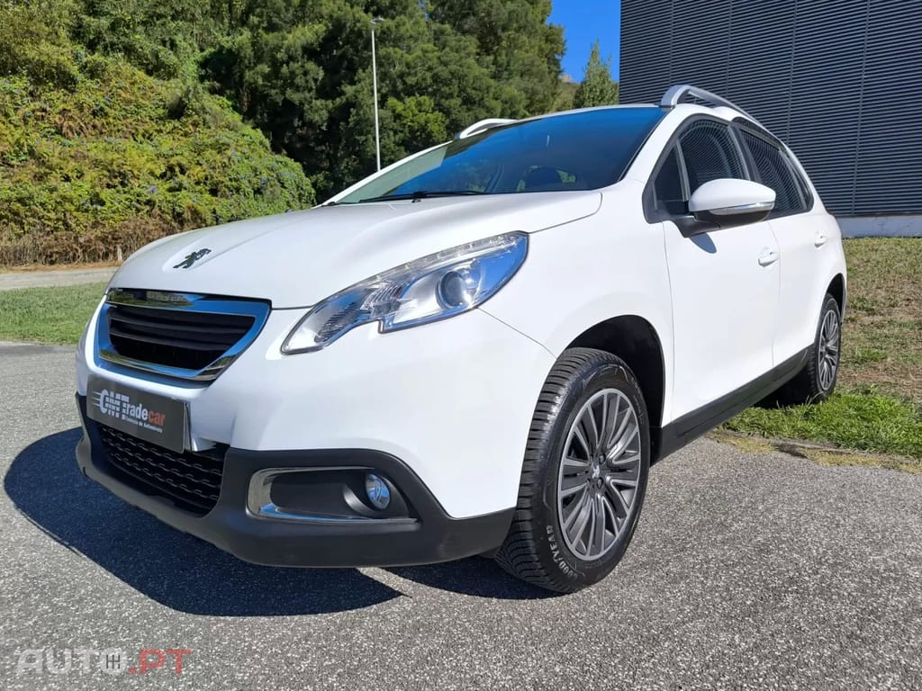 Peugeot 2008 1.2 VTi Active