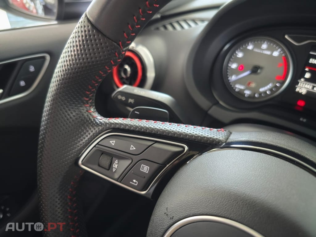 Audi S3 TFSI quattro S tronic