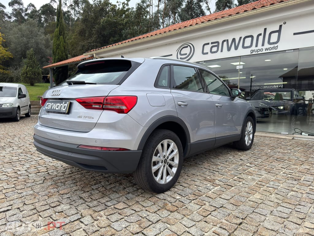 Audi Q3 45 TFSIe S tronic