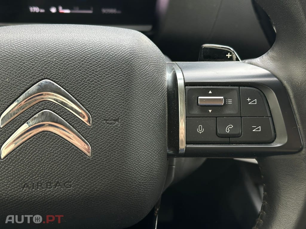 Citroen C4 X 1.2 PureTech Shine EAT8