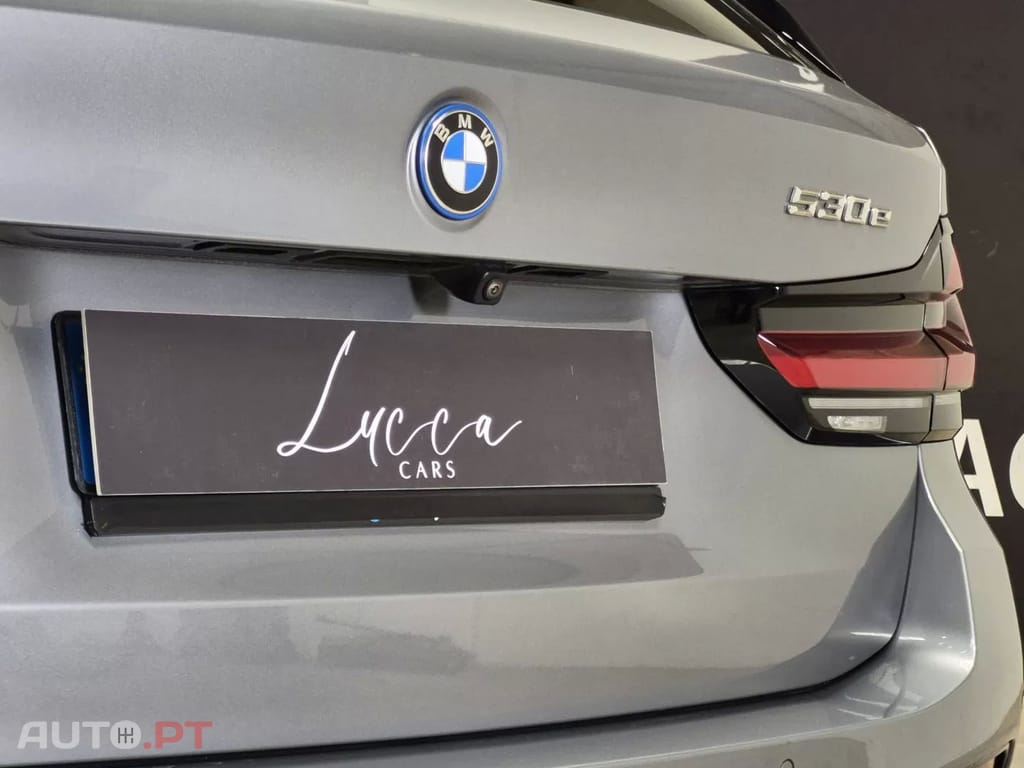 BMW 530 e Pack Desportivo M