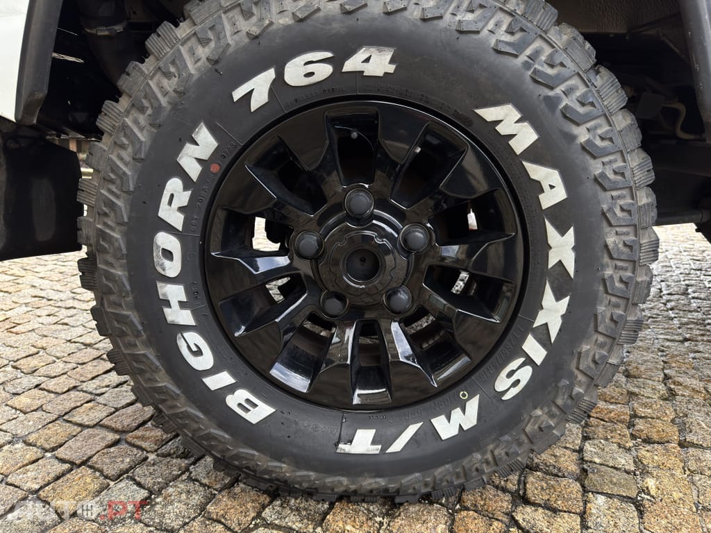 Land Rover Defender 90 2.5 TD5 Metal Top