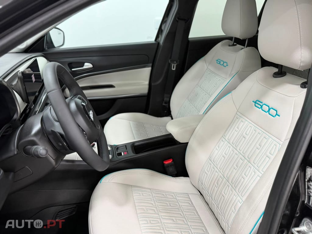 Fiat 600 Outro