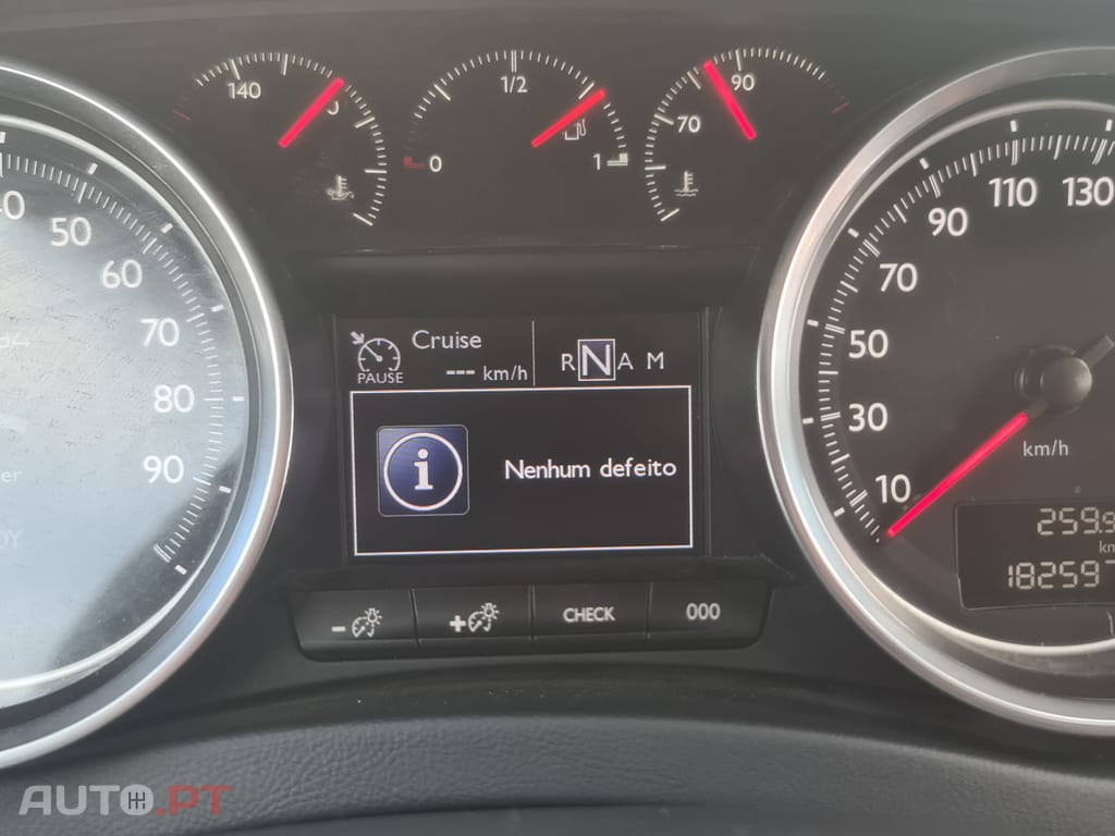 Peugeot 508 RXH Hybrid4