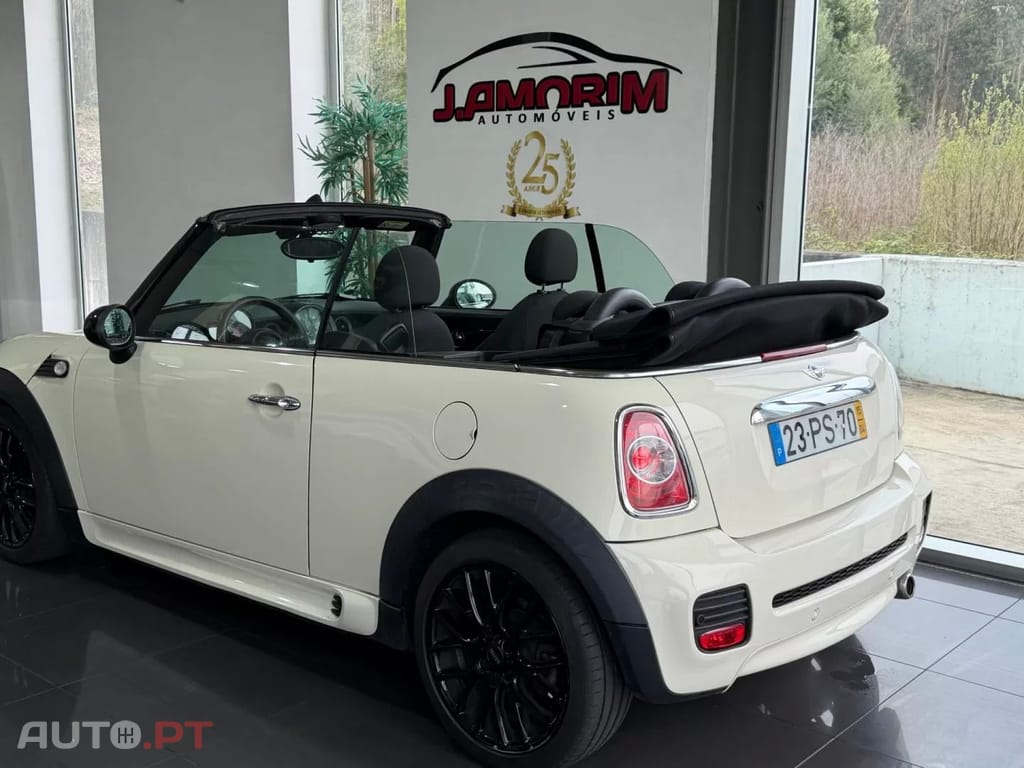 MINI Cabrio Cooper D
