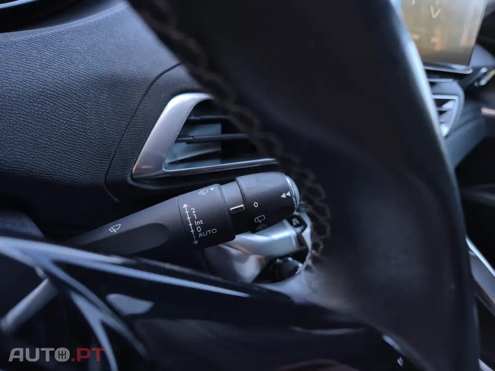 Peugeot 3008 1.5 BlueHDi Allure