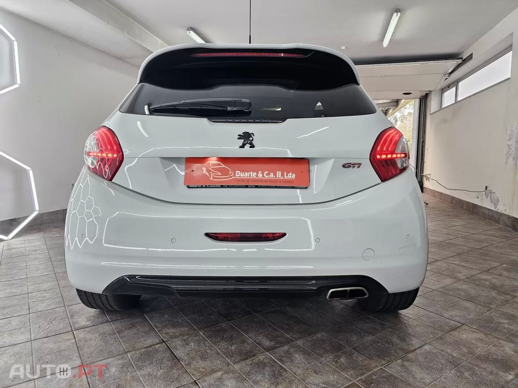Peugeot 208 GTI 200 THP