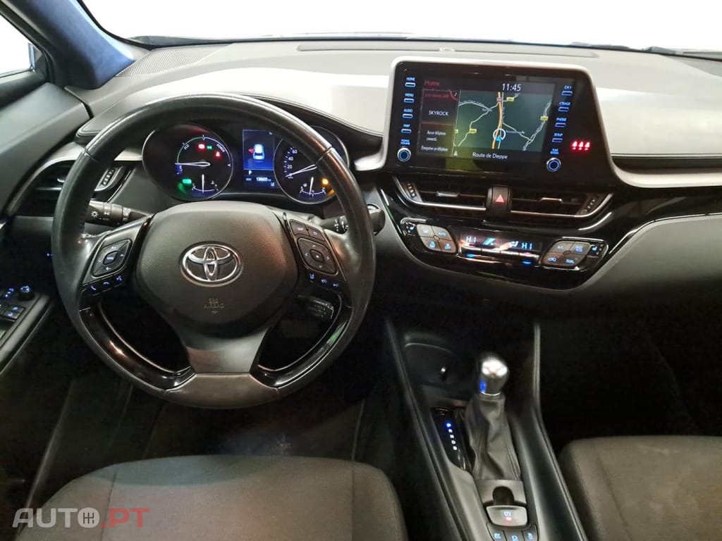 Toyota C-HR 1.8 Hybrid Dynamic Business