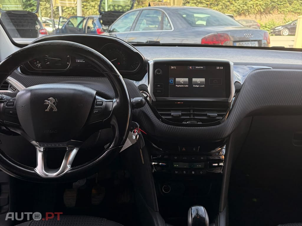 Peugeot 208 1.6 BlueHDi Allure