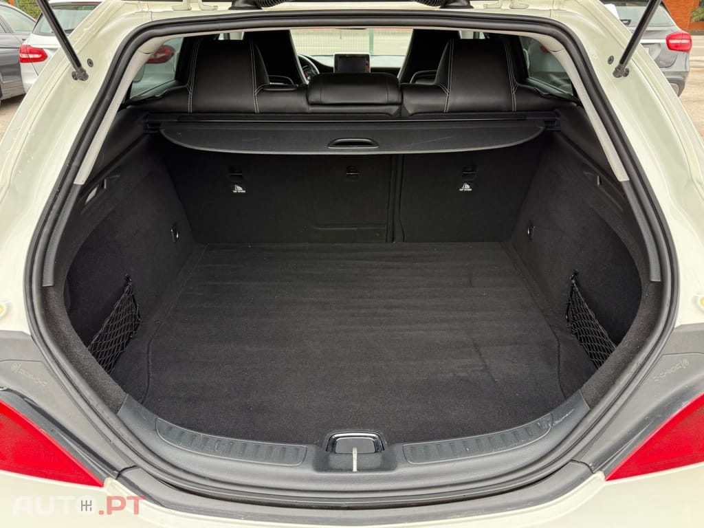 Mercedes-Benz CLA 200 d Shooting Brake Urban Aut.