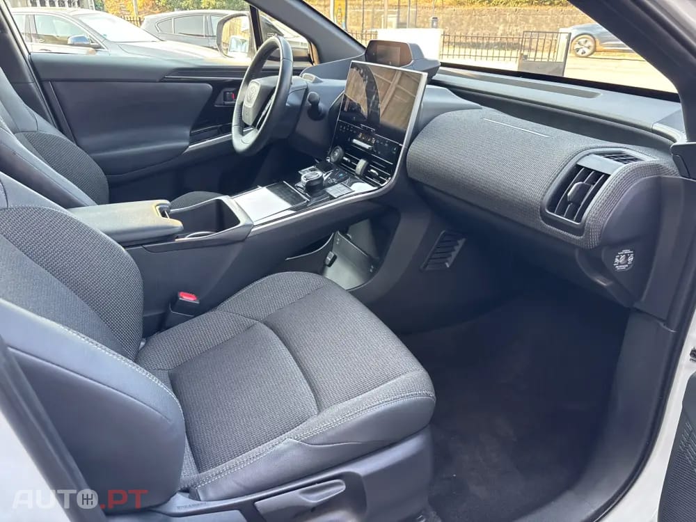 Toyota bZ4X 71,4 kWh Lounge