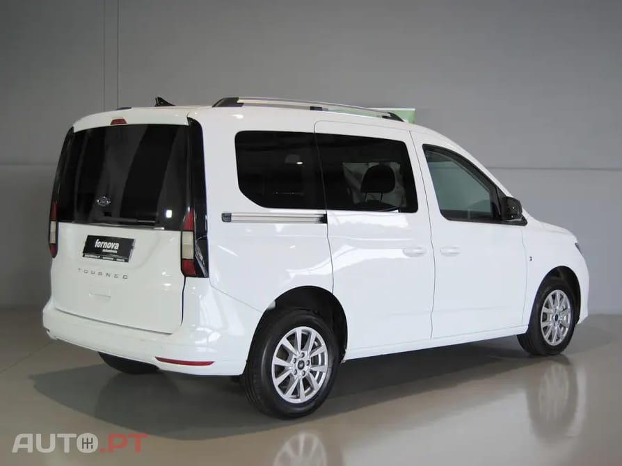 Ford Tourneo 2.0 TDCi Titanium 5 lugares