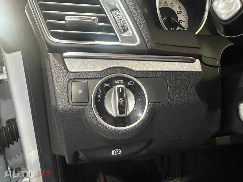 Mercedes-Benz E 250 d Auto