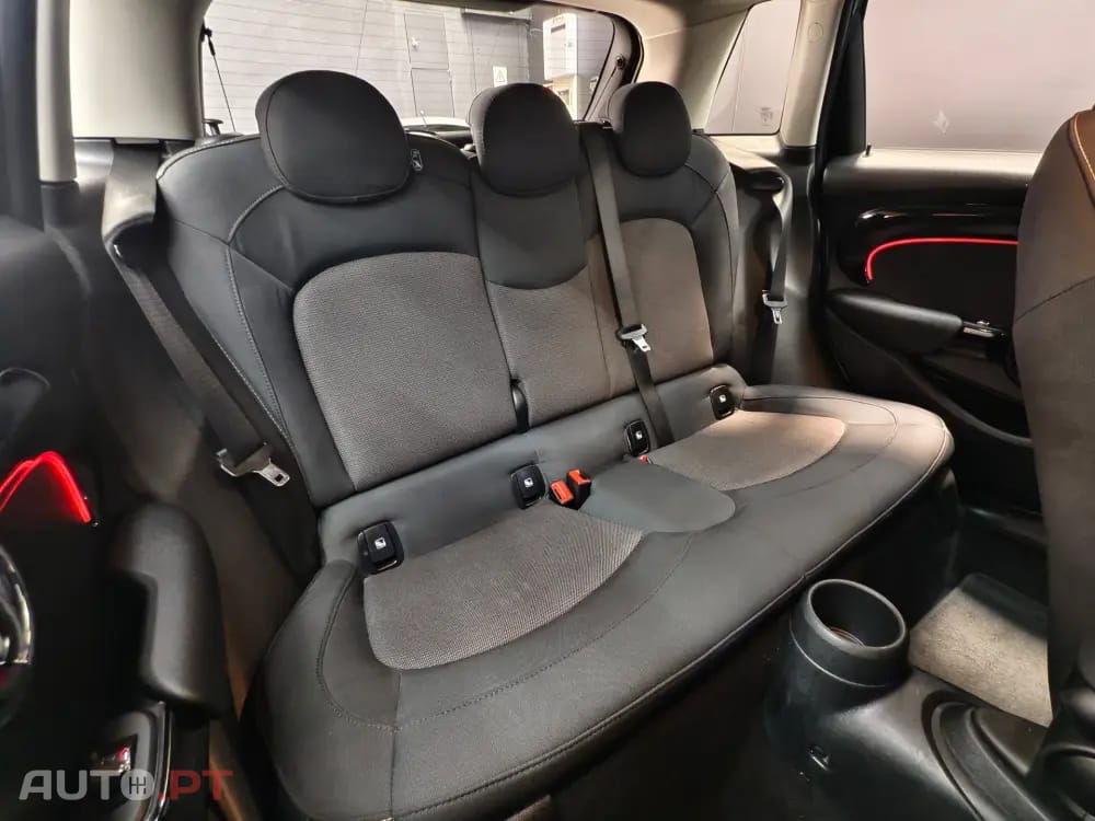 MINI Cooper Cooper Camden Edition Auto