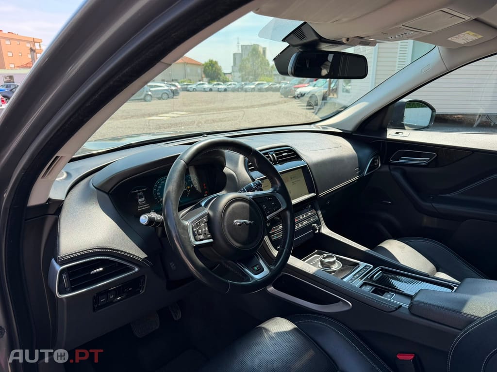 Jaguar F-Pace 2.0 i4D R-Sport Aut.