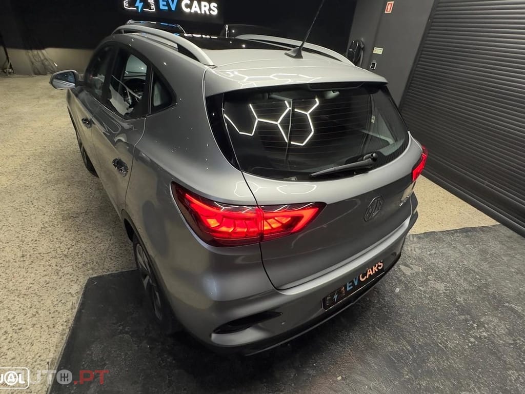 MG ZS EV 72.6 kWh Luxury