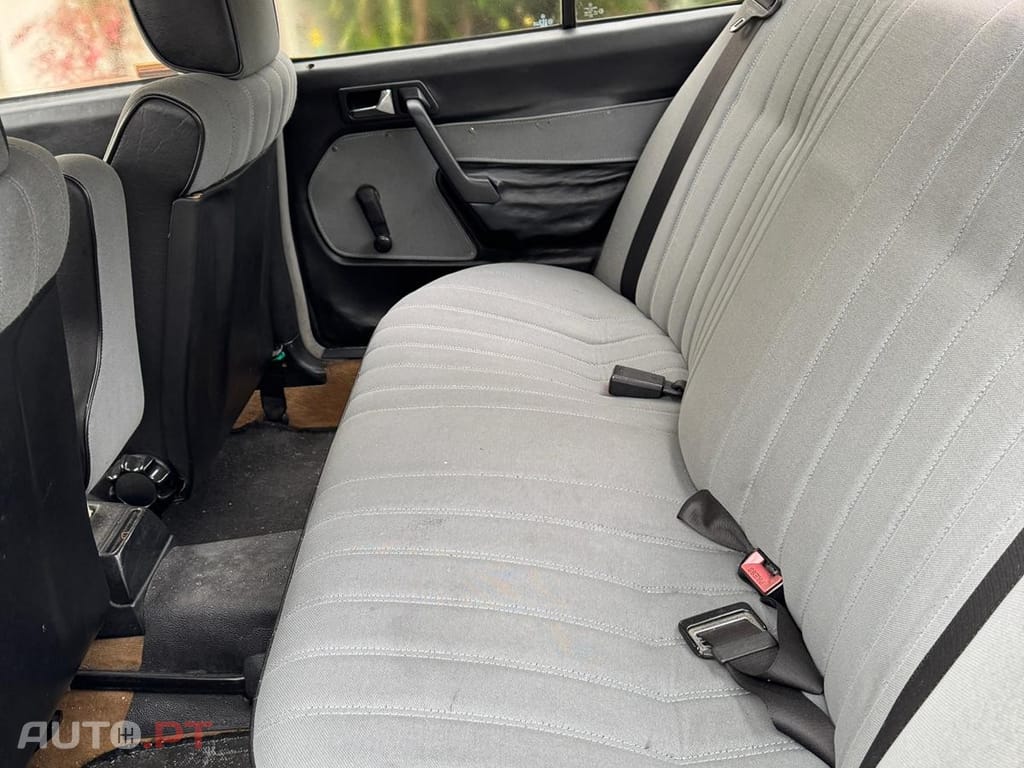 Mercedes-Benz 190 2.0