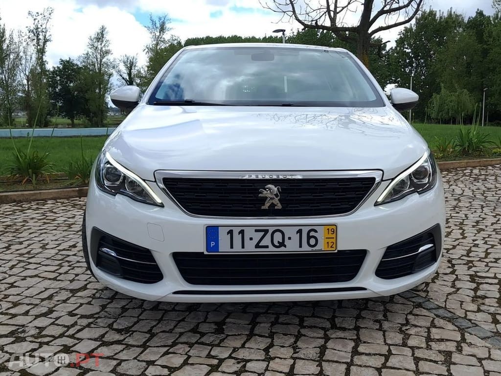 Peugeot 308 1.5 BlueHDi Business Line