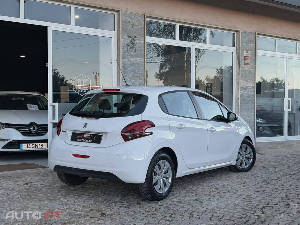Peugeot 208 PureTech 82 Start & Stop Active
