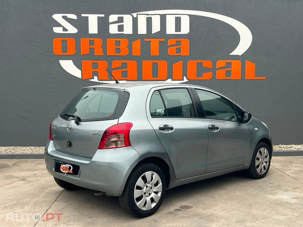 Toyota Yaris 1.0 VVT-i AC