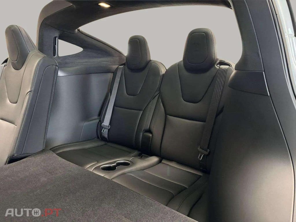 Tesla Model X LONG RANGE  
