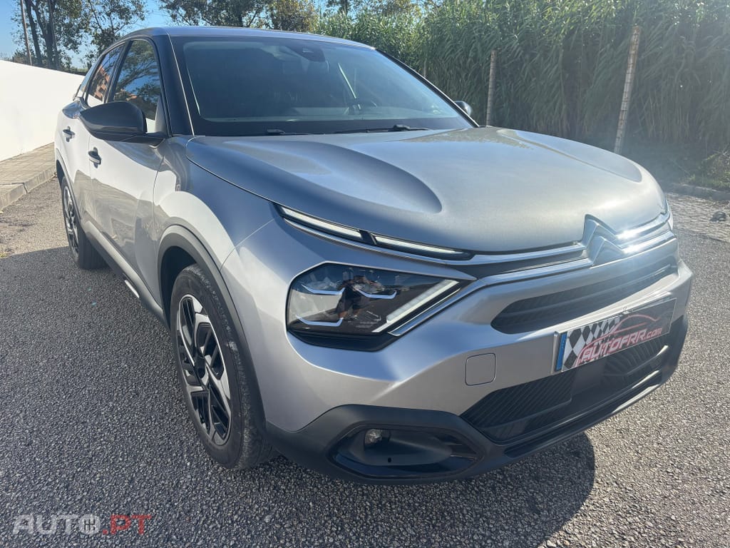 Citroen C4 PureTech 130 Stop&Start SHINE
