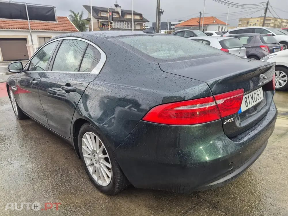Jaguar XE 2.0 D Prestige