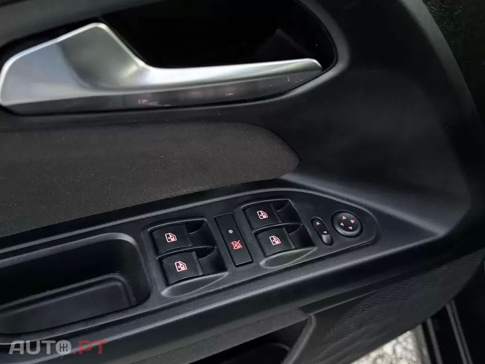Fiat Tipo 1.3 M-Jet Lounge Tech