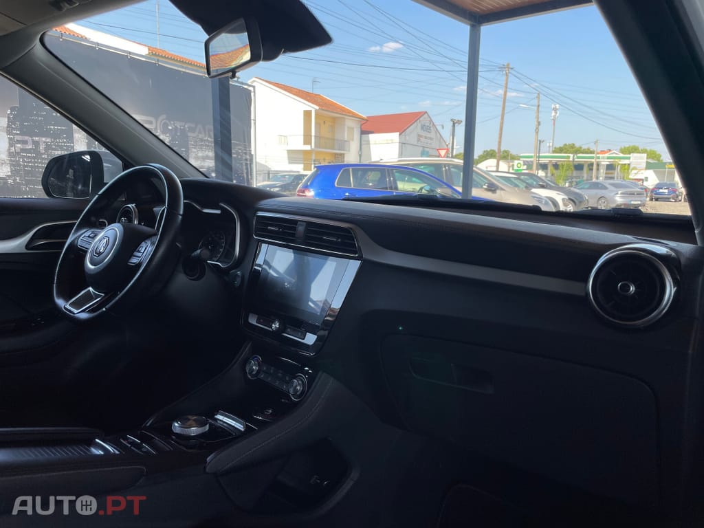 MG ZS EV Luxury
