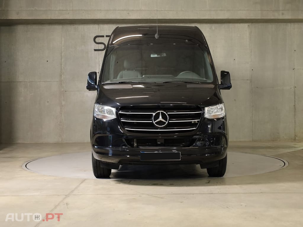 Mercedes-Benz Sprinter 315 CDI/43 Luxo (2+2+2+3)