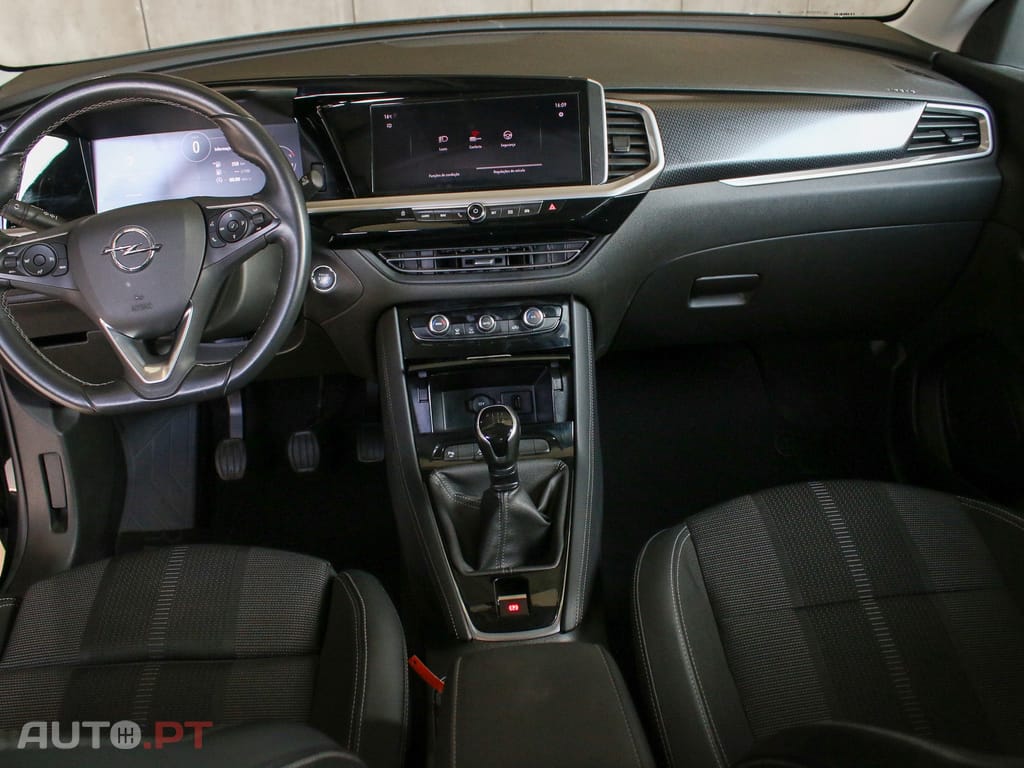 Opel Grandland (X) 1.2 T GS Line