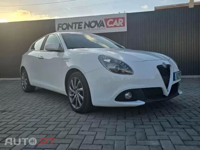 Alfa Romeo Giulietta 1.6 JTDM Sport — fotografia 2