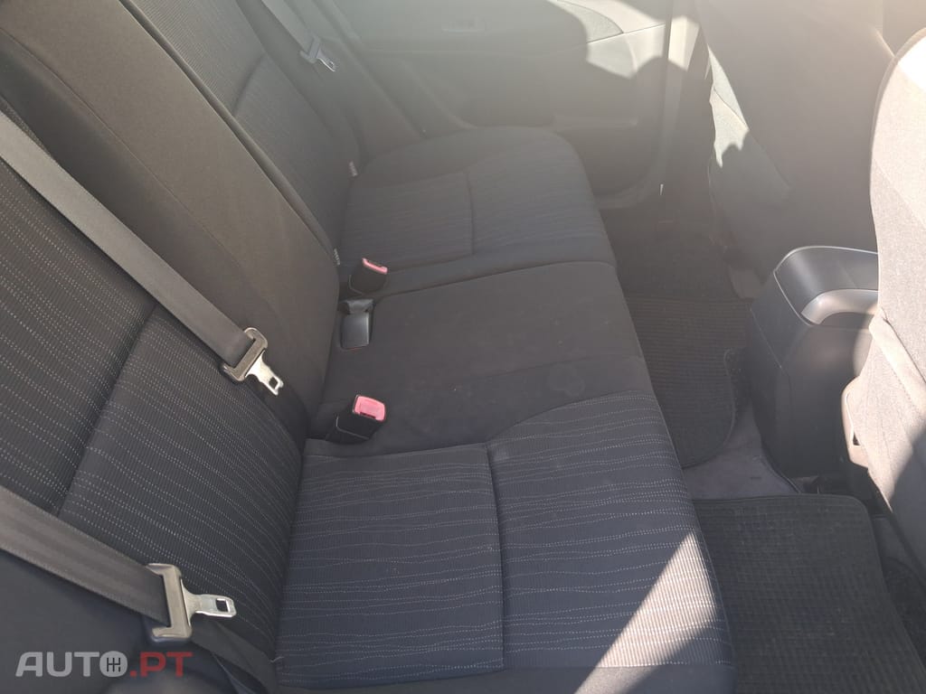 Toyota Auris 1400 VVTI 16 Valve