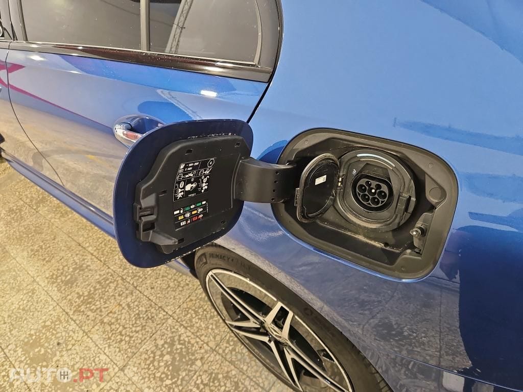 Mercedes-Benz C 300 e Avantgarde