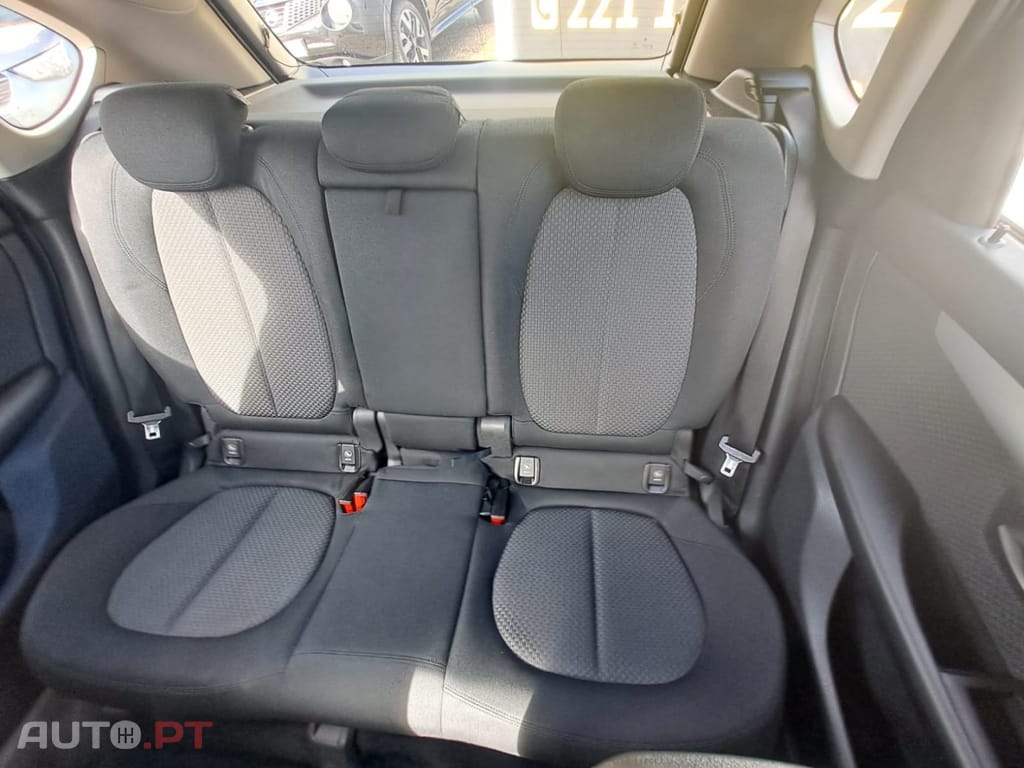 BMW 218 d Advantage