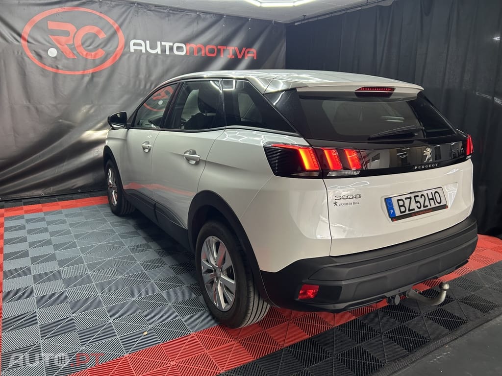 Peugeot 3008 1.2 PureTech Allure EAT8