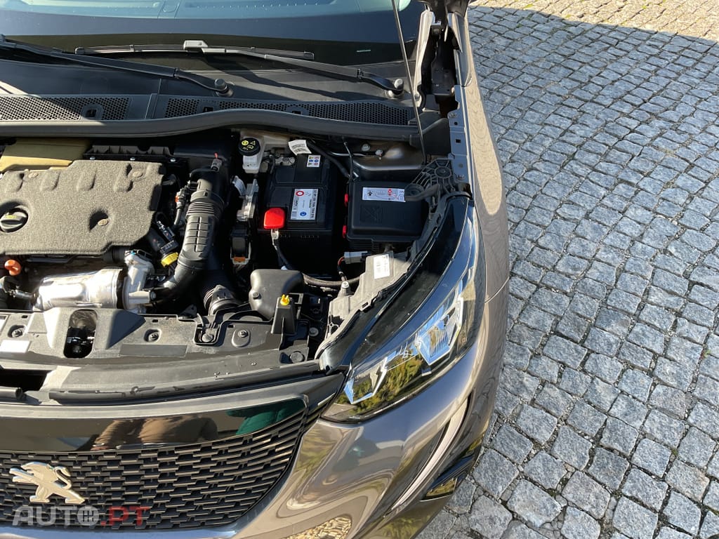 Peugeot 2008 1.5 BlueHDi Active Pack