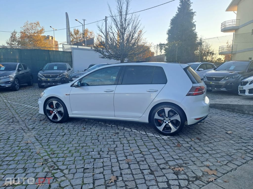 Volkswagen Golf 2.0 TSi GTi DSG Performance
