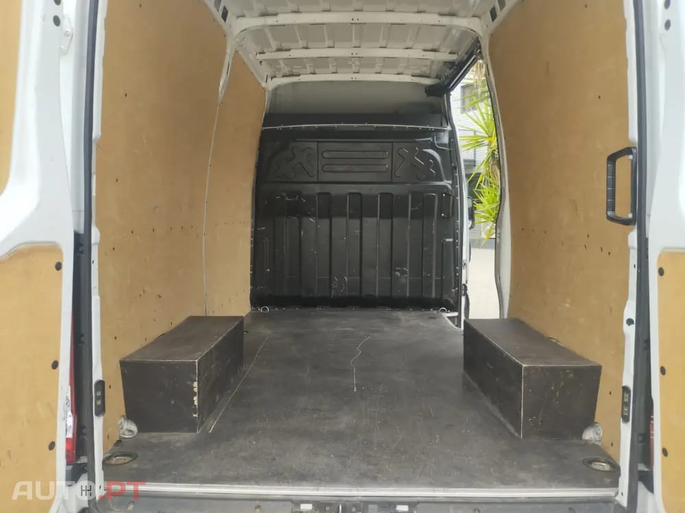Iveco Daily 35S12V
